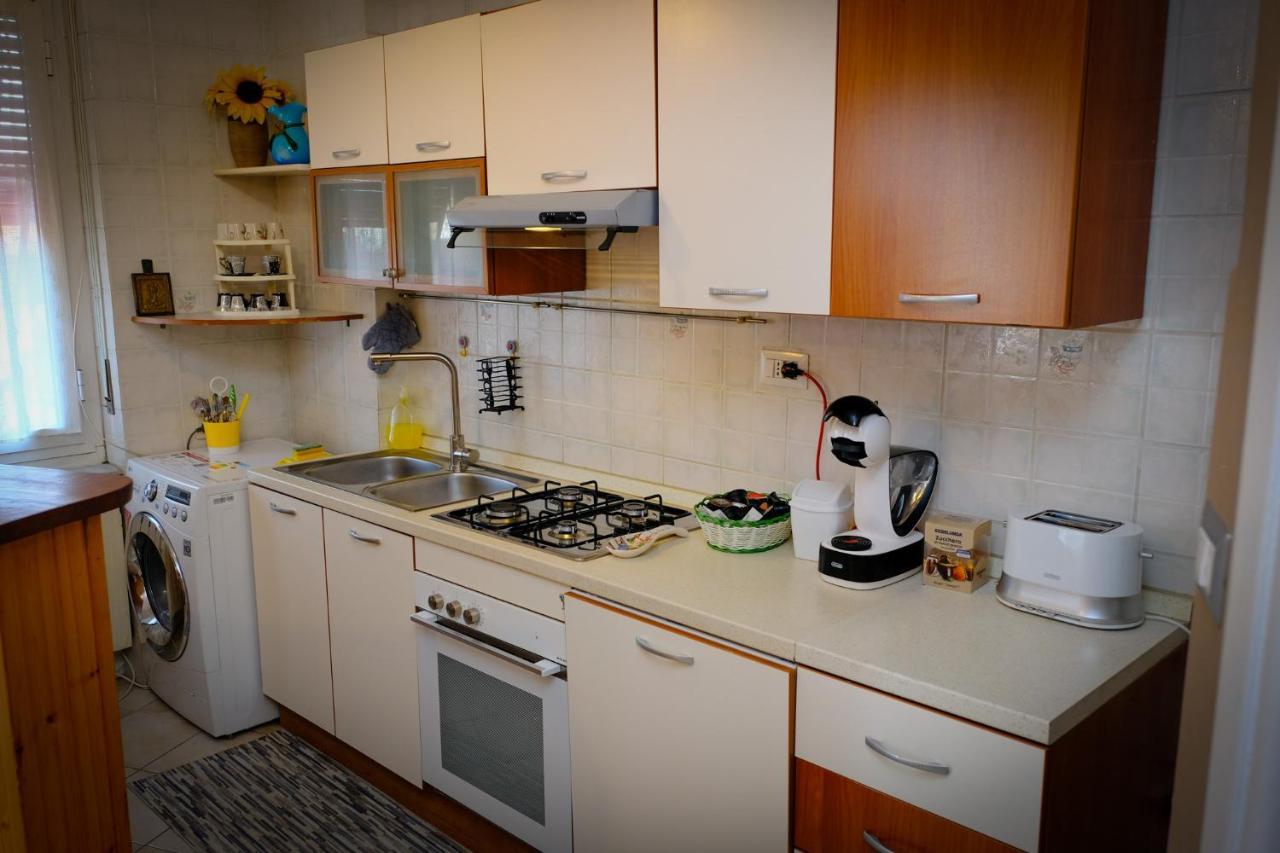 Appartamento Con Tre Camere - Zona Centrale 알레산드리아 외부 사진