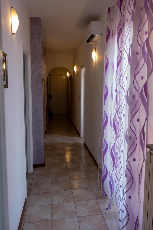 Appartamento Con Tre Camere - Zona Centrale 알레산드리아 외부 사진